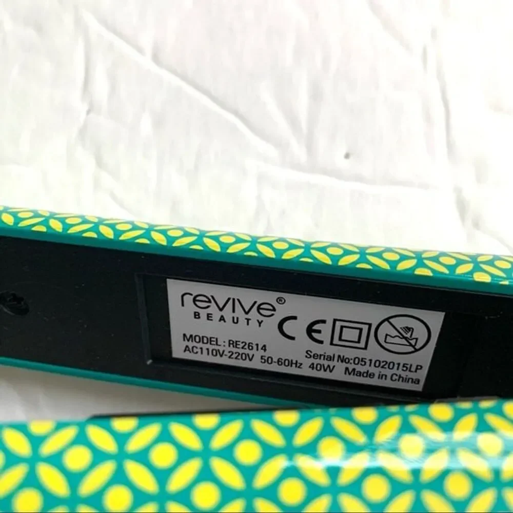 Revive Flat Styling Hair Iron Green Teal Blue & Black Temp 176-450F Straigtener